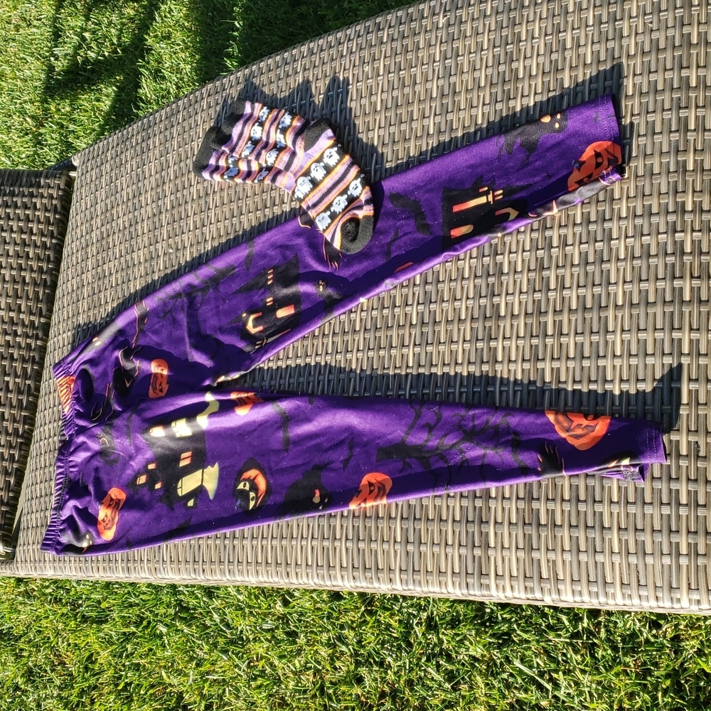 Halloween 🕷whimsical leggings w/free socks